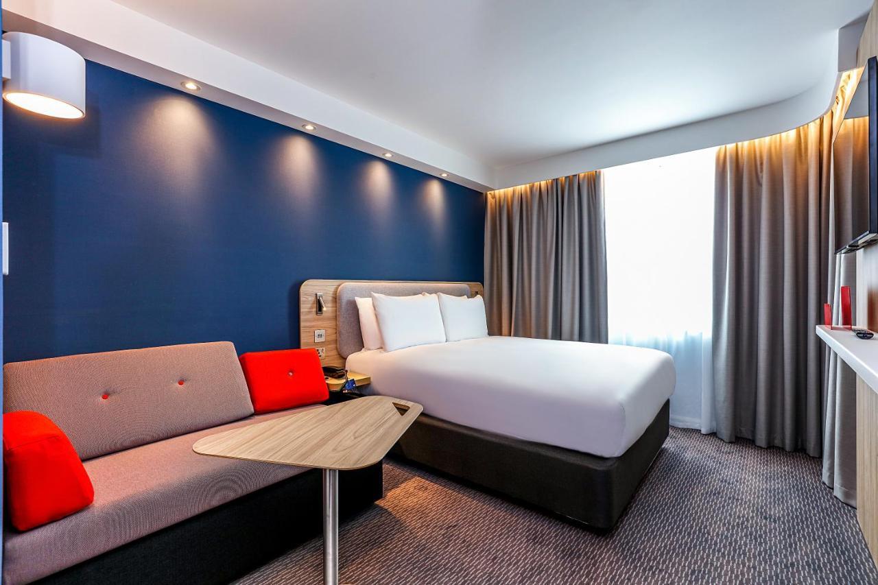 Holiday Inn Express - Exeter - City Centre By Ihg Eksteriør bilde